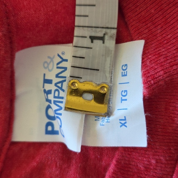 Port & Company | Santa Prefers Bourbon Red Short Sleeve Graphic Tee Size XL - Picture 4 of 4